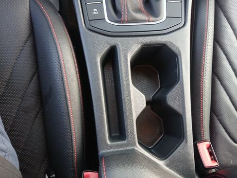 Used 2024 Volkswagen Jetta GLI Autobahn FWD image 18