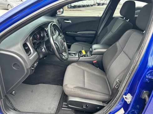 Used 2021 Dodge Charger SXT w/ Blacktop Package image 20