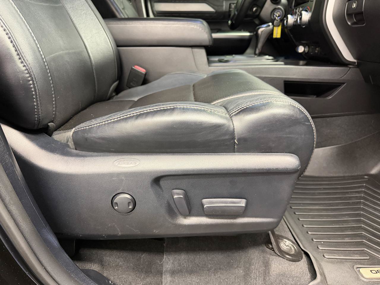 Used 2015 Toyota Tundra Platinum AWD/4WD image 17