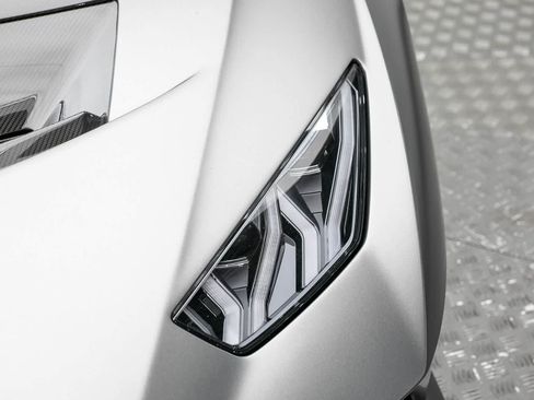 Used 2022 Lamborghini Huracan STO RWD image 47