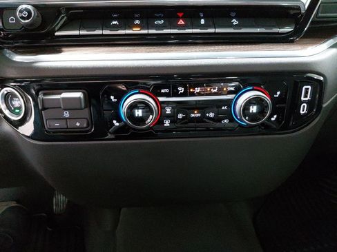 Certified 2025 Chevrolet Silverado 1500 RST w/ Z71 Off-Road Package image 24