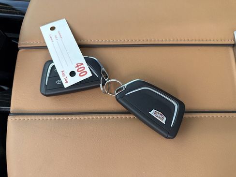 Used 2024 Cadillac Escalade ESV Sport w/ Touring Package image 7