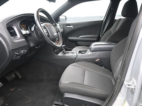Used 2022 Dodge Charger SXT image 19