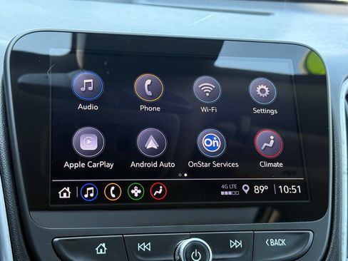 Used 2023 Chevrolet Malibu LT w/ Driver Confidence Package FWD image 3
