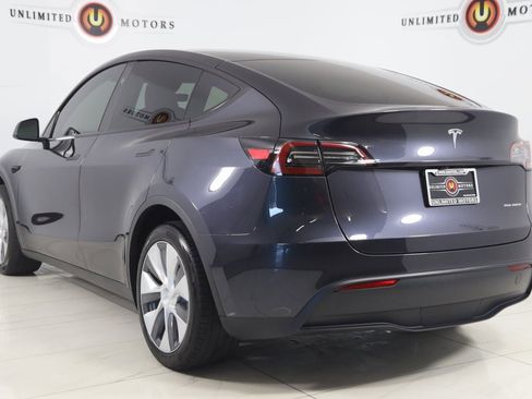 Used 2024 Tesla Model Y Long Range image 4