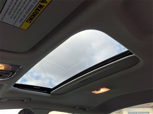 Certified 2024 Hyundai Elantra SEL w/ Convenience Package image 14