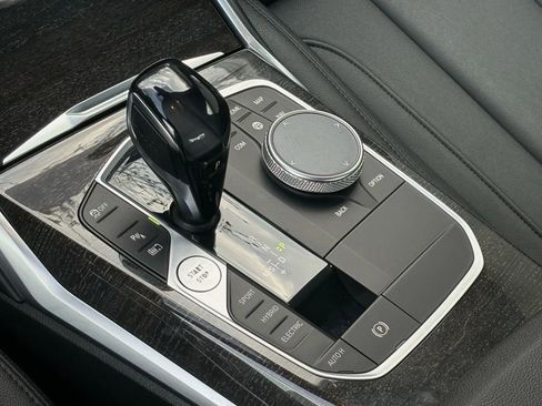 Used 2021 BMW 330e w/ Convenience Package image 14