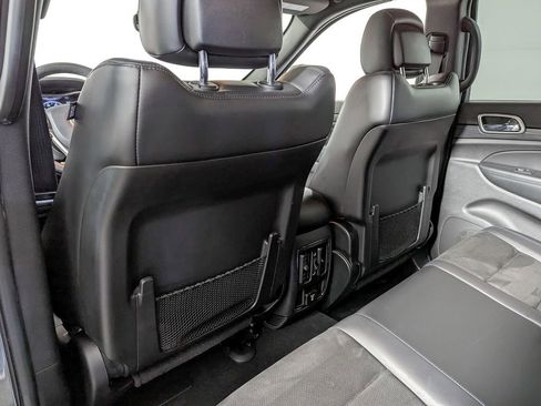 Used 2019 Jeep Grand Cherokee Altitude image 42