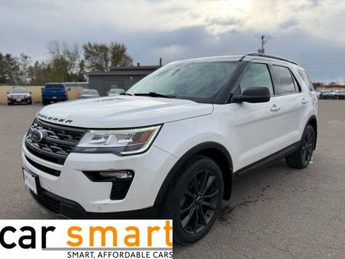 Used 2018 Ford Explorer XLT w/ Equipment Group 202A AWD/4WD image 1