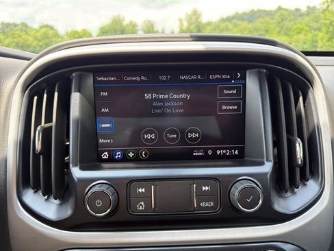 Used 2022 GMC Canyon Elevation w/ Elevation Premium Package AWD/4WD image 19