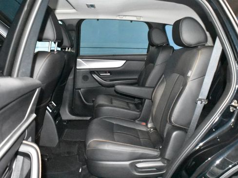 Used 2025 MAZDA CX-90 3.3 Turbo w/ Preferred Package AWD/4WD image 21