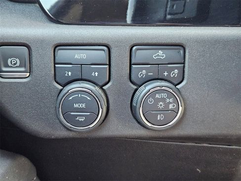 Used 2023 Chevrolet Silverado 1500 RST image 20