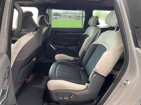New 2026 Kia EV9 GT-Line AWD/4WD image 11