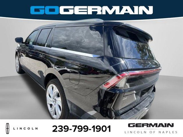 Used 2025 Lincoln Navigator L Black Label AWD/4WD image 5