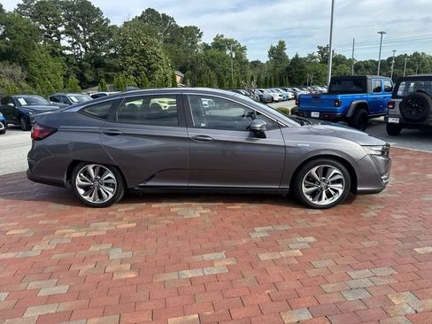 Used 2018 Honda Clarity Touring image 16