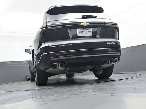 Used 2026 Chevrolet Traverse High Country w/ LPO, Floor Liner Package AWD/4WD image 34
