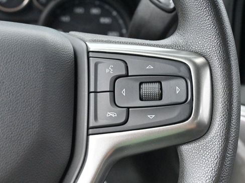 Used 2022 Chevrolet Silverado 1500 Custom w/ Safety Confidence Package image 18