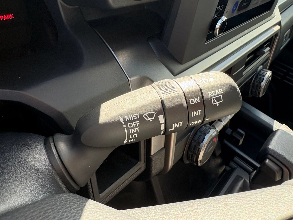 Used 2026 Toyota 4Runner SR5 AWD/4WD image 22
