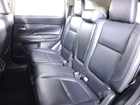 Used 2019 Mitsubishi Outlander SEL FWD image 33