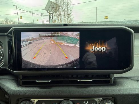 New 2026 Jeep Wrangler Sport AWD/4WD image 21
