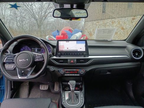 Used 2023 Kia Forte GT w/ GT2 Package image 19