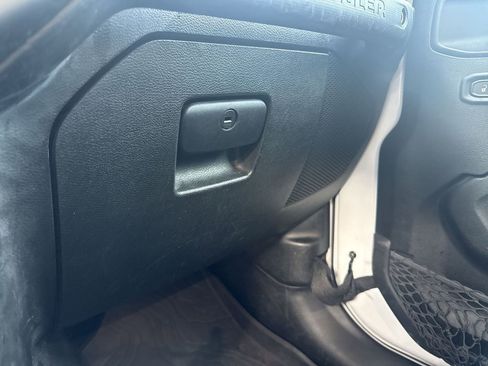 Used 2022 Jeep Wrangler Unlimited Sport AWD/4WD image 33