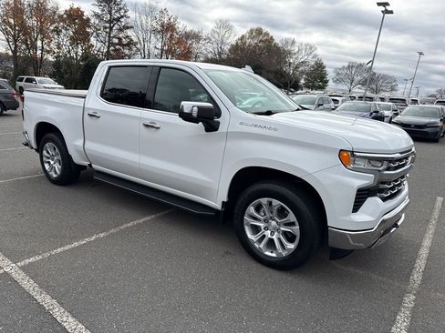 Used 2023 Chevrolet Silverado 1500 LTZ image 7