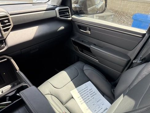 Used 2024 Toyota Tundra Limited image 14