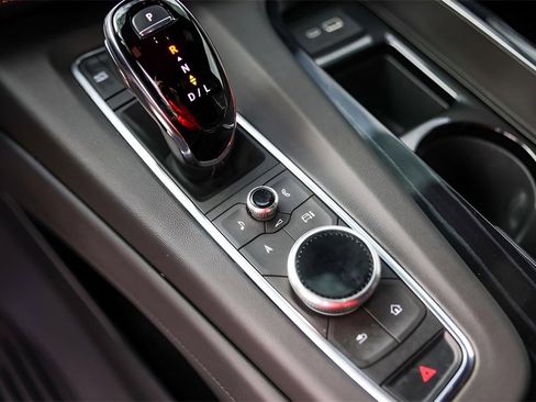 Used 2024 Cadillac Escalade Sport w/ LPO, ONYX Package image 24