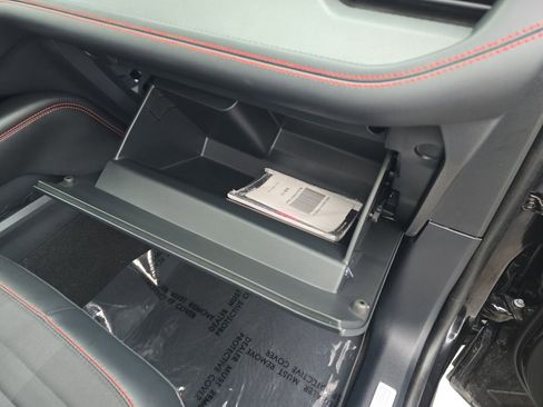 Used 2025 Ford Explorer ST-Line w/ Premium Package image 18