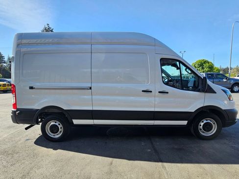 Used 2025 Ford Transit 250 148 High Roof RWD image 6