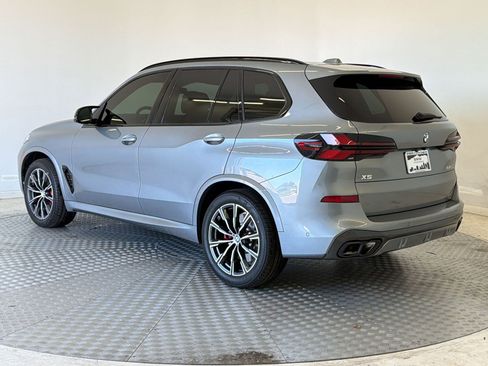 Certified 2026 BMW X5 M60i AWD/4WD image 3