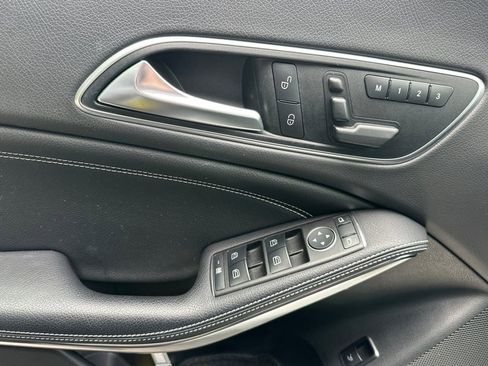 Used 2016 Mercedes-Benz CLA 250 4MATIC image 11