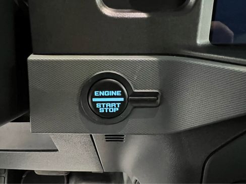 Used 2024 Ford Bronco Big Bend image 17