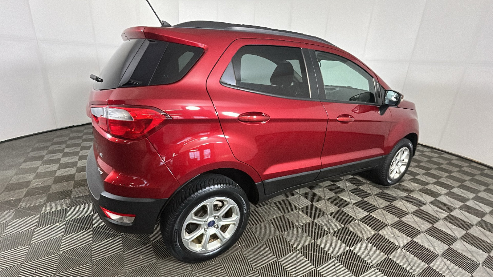 Used 2018 Ford EcoSport SE AWD/4WD image 3