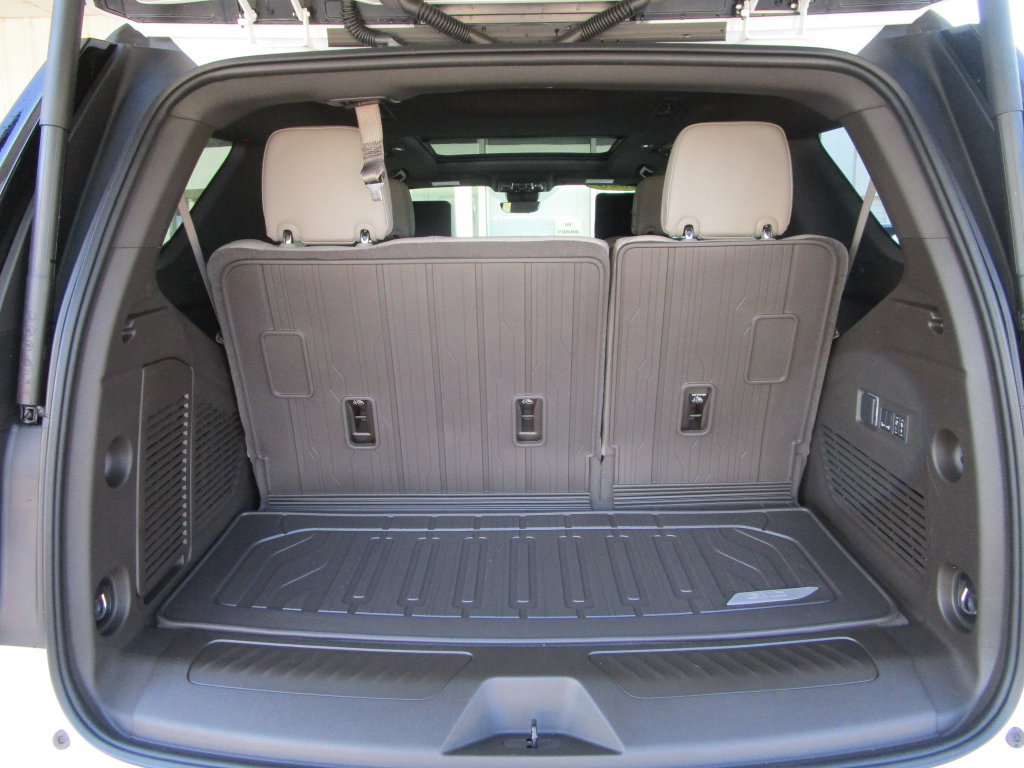 New 2026 GMC Yukon Elevation w/ Elevation Premium Package RWD image 13