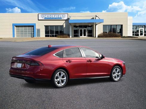 Used 2024 Honda Accord LX image 3