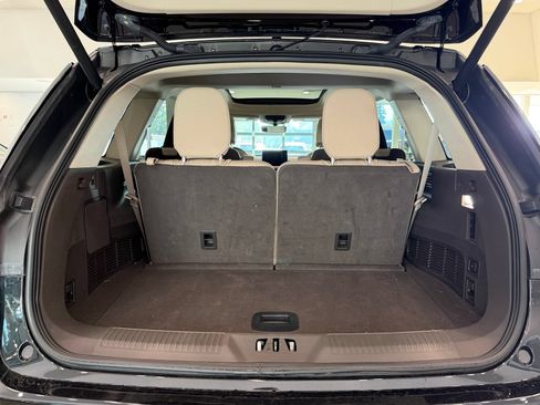 Used 2022 Lincoln Aviator Reserve RWD image 11