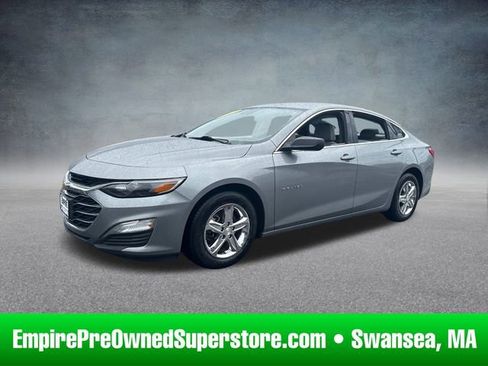 Used 2023 Chevrolet Malibu LS image 1