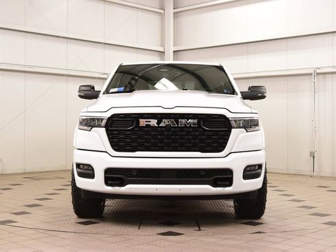 Used 2025 RAM 1500 Big Horn AWD/4WD image 2