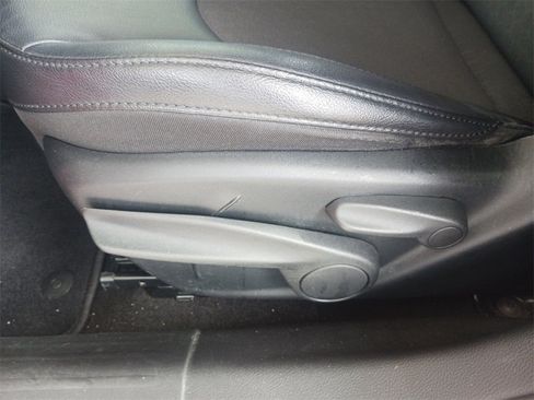 Used 2021 Jeep Compass Latitude w/ Sun and Sound Group image 29