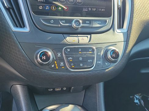 Used 2024 Chevrolet Malibu LT image 27