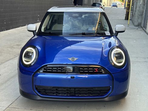Used 2025 MINI Cooper S image 2