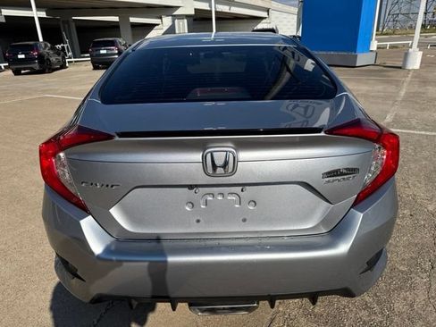 Used 2019 Honda Civic Sport image 3