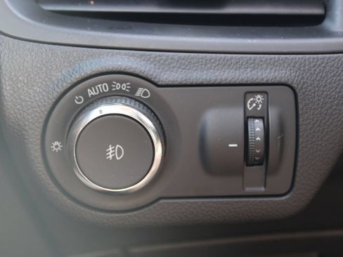 Used 2020 Buick Envision Preferred FWD image 40