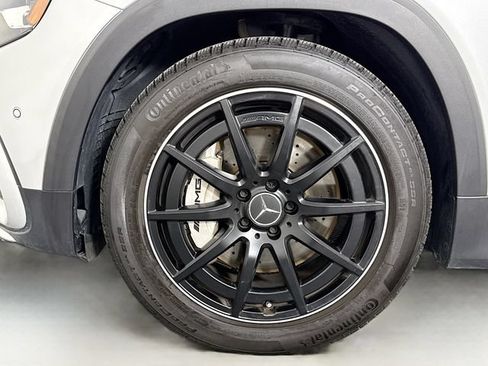Used 2024 Mercedes-Benz GLB 35 AMG 4MATIC image 31