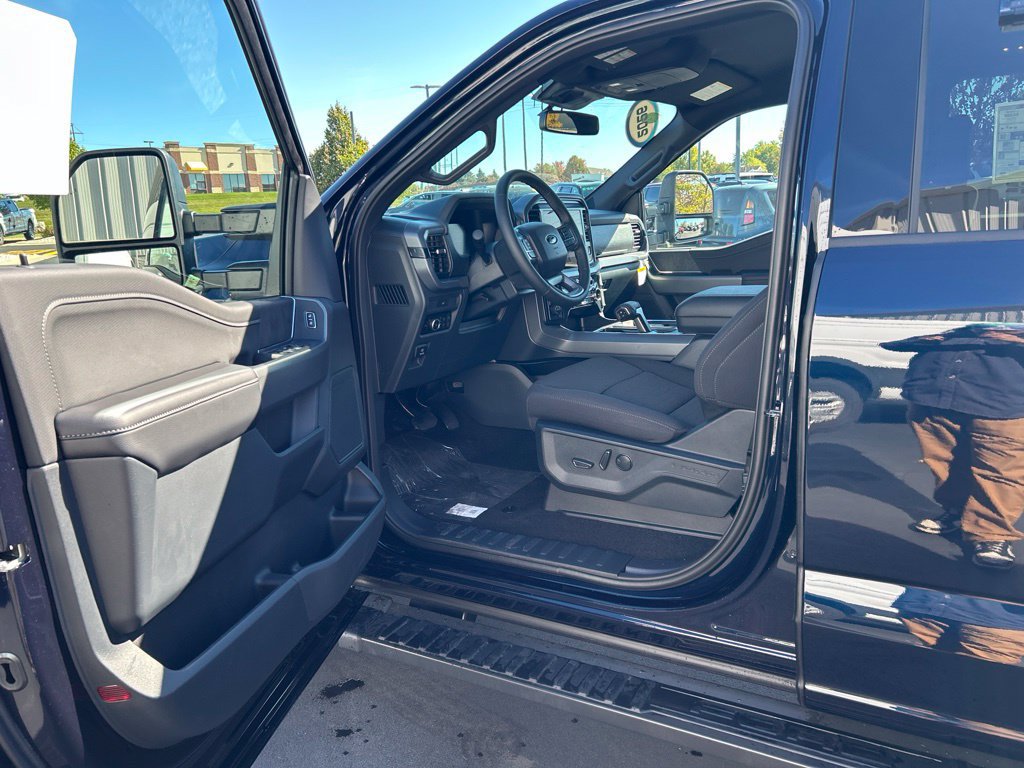 New 2026 Ford F150 XLT w/ Equipment Group 302A MID AWD/4WD image 8