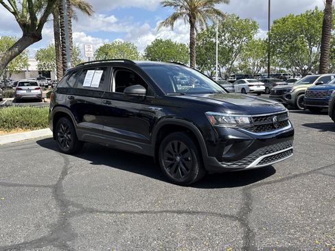 Used 2023 Volkswagen Taos S image 10