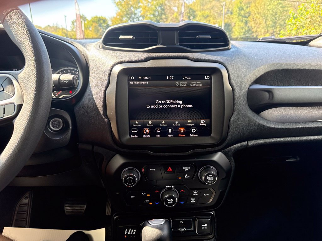 Used 2023 Jeep Renegade Latitude AWD/4WD image 14
