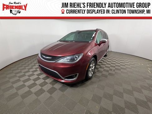 Used 2019 Chrysler Pacifica Limited image 1